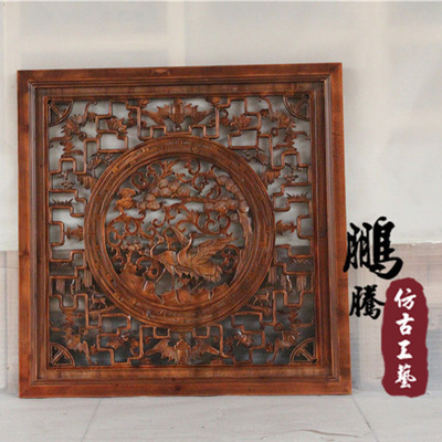 品味匠心獨(dú)運(yùn) 東陽(yáng)木雕松鶴圖掛件的工藝與文化交遇