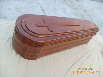曹縣魯元工藝品 竹子棺材——供應(yīng)歐洲西班牙的環(huán)保殯葬新選擇