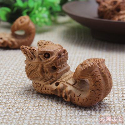 傳統(tǒng)匠心與現(xiàn)代實(shí)用的完美融合 華艷工藝品如意龍?zhí)夷緬旒c棗木鑰匙扣深度測(cè)評(píng)